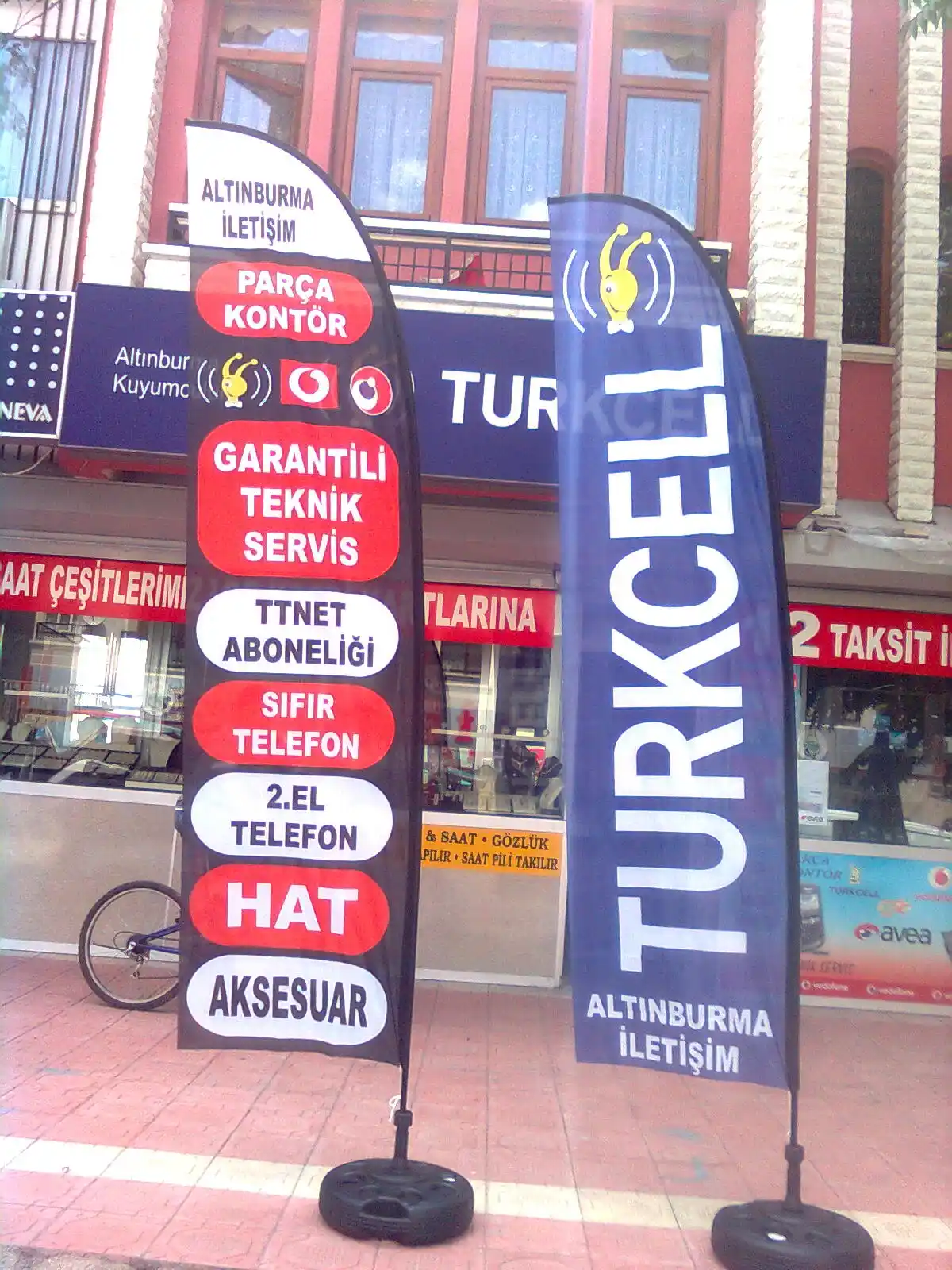 Cep Telefoncu Yelken Bayrağı-11