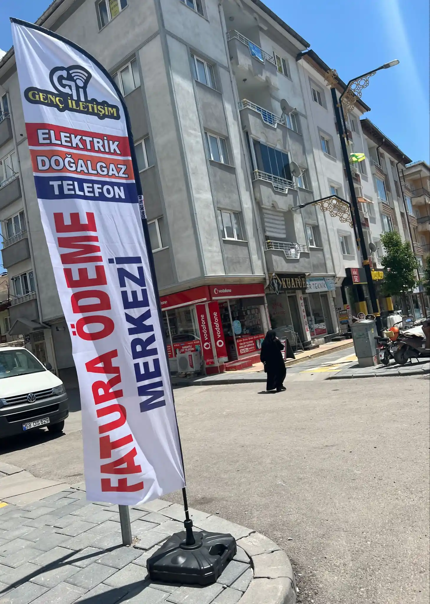 Cep Telefoncu Yelken Bayrağı-35