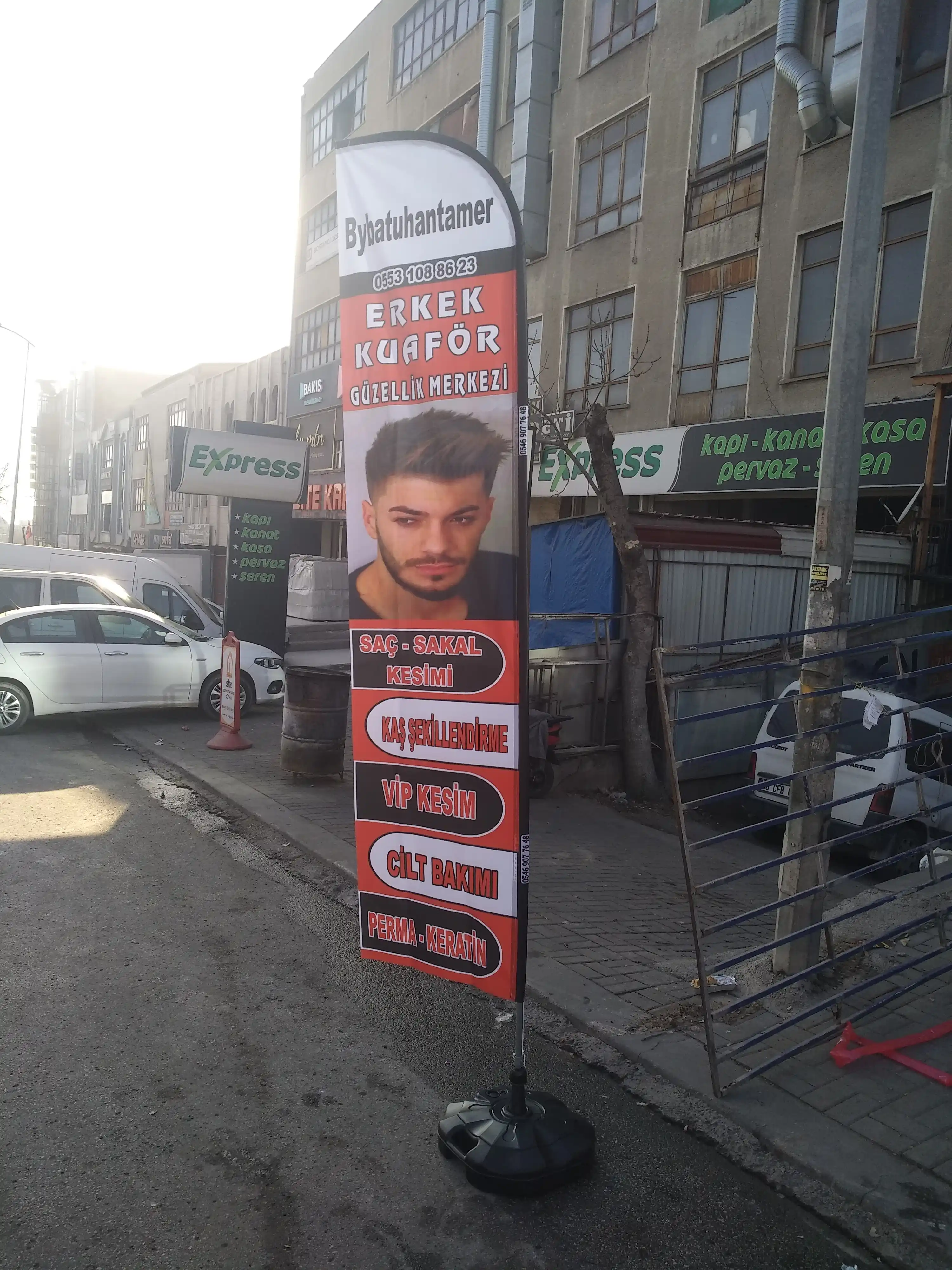 Erkek Kuaförü Yelken Bayrağı-9